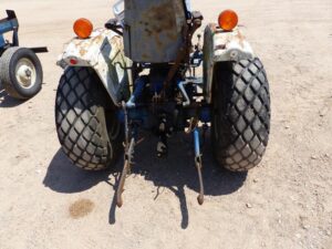 LOT 5310 FORD 1500 TRACTOR 