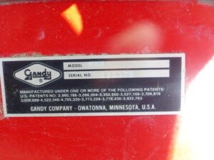 LOT 5318 GANDYS PIONEER INOCULANT BOX MODEL M904 