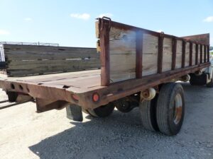 LOT 5324 1984 CHEVROLET 70 TRUCK 