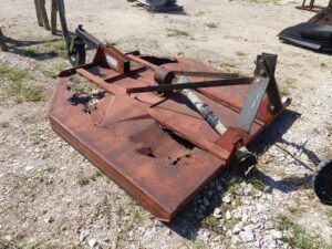 LOT 5608 6 FT 3 PT SHREDDER 