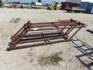 LOT 5619 2 PIPE RACKS 