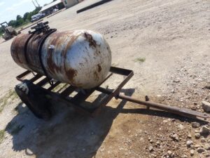 LOT 5623 100 GAL PROPANE TANK ON TRAILER 
