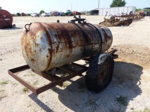 LOT 5623 100 GAL PROPANE TANK ON TRAILER 