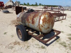 LOT 5623 100 GAL PROPANE TANK ON TRAILER 