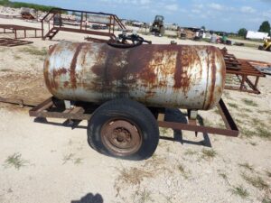 LOT 5623 100 GAL PROPANE TANK ON TRAILER 