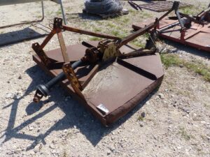 LOT 5635 5 FT 3 PT SHREDDER 