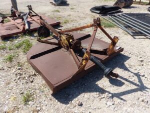 LOT 5635 5 FT 3 PT SHREDDER 