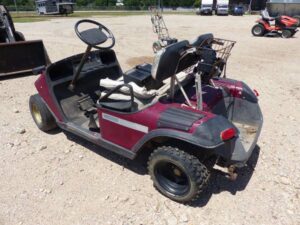 LOT 5689 EZ GO ELECTRIC GOLF CART 