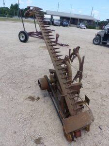 LOT 5691 NEW HOLLAND 3 PT SICKLE MOWER 