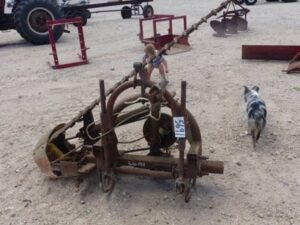 LOT 5691 NEW HOLLAND 3 PT SICKLE MOWER 