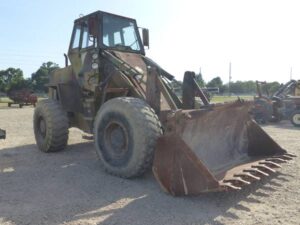 LOT 5785 CASE MILITARY W24C WHEEL LOADER 