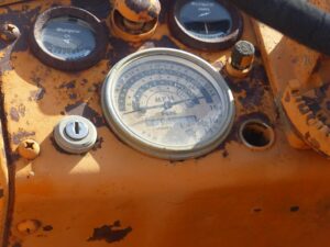 LOT 5786 MINNEAPOLIS MOLINE GVI PROPANE TRACTOR 