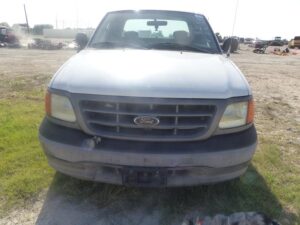 LOT 5850 2004 FORD F150 TRUCK 