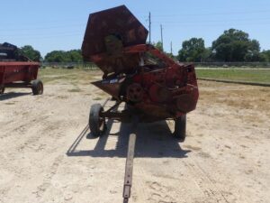 LOT 5883 CASE 1010 20 FT GRAIN PLATFORM WITH HEADER TRAILER 