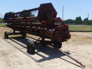 LOT 5883 CASE 1010 20 FT GRAIN PLATFORM WITH HEADER TRAILER 