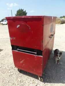 LOT 5955 RED TOOL BOX 5 X 2 X 2