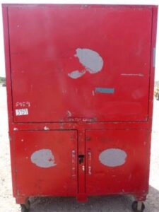 LOT 5959 RED TOOL BOX 5 X 2 X 6 