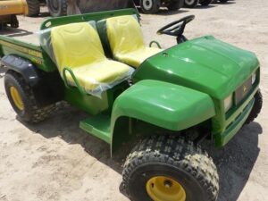 LOT 5994 JOHN DEERE 4X2 GATOR 
