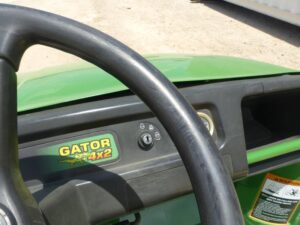 LOT 5994 JOHN DEERE 4X2 GATOR 