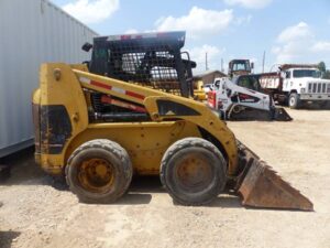 LOT 6068 CAT 248 SKID STEER WITH BUCKET 