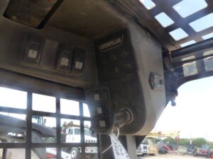 LOT 6068 CAT 248 SKID STEER WITH BUCKET 