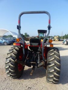 LOT 6090 KUBOTA L4600 TRACTOR 4X4 