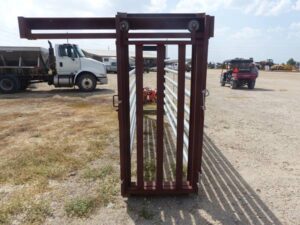 LOT 6091 16 FT ALLEYWAY/CATTLE CHUTE WITH SLIDING GATE 