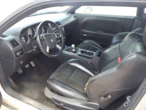 LOT 6128 2010 DODGE CHALLENGER 