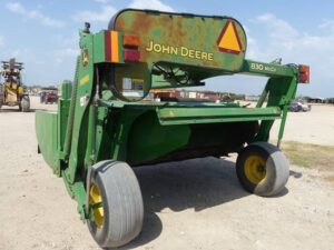 LOT 6129 JOHN DEERE 830 MOCO 