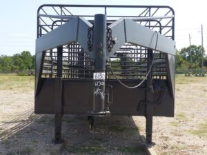 LOT 6130 2009 CIRCLE W 42X8 LIVESTOCK TRAILER 