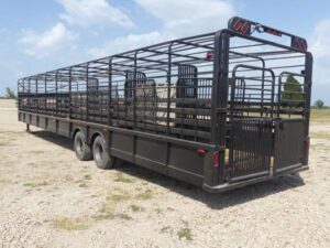 LOT 6130 2009 CIRCLE W 42X8 LIVESTOCK TRAILER 
