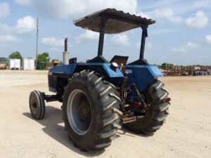 LOT 6235 LONG 2610 TRACTOR 