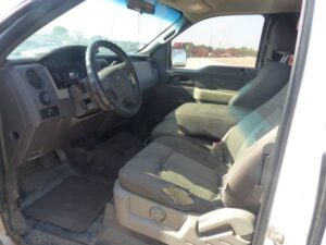 LOT 6304 2010 FORD F150 TRUCK 