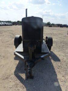 LOT 6327 LINCOLN SAE300 WELDING MACHINE 
