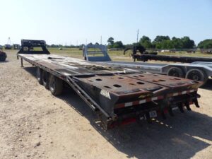 LOT 6332 2020 LAMAR 39X102 GN TRAILER 