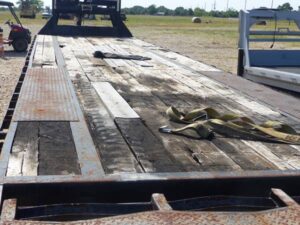 LOT 6332 2020 LAMAR 39X102 GN TRAILER 