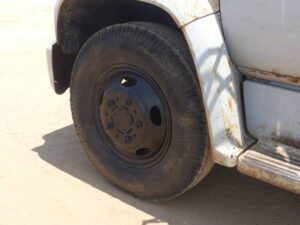 LOT 6334 1975 CHEVROLET C60 TRUCK 
