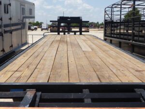 LOT 6336 TOP HAT 30 FT GN FLATBED TRAILER 