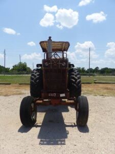 LOT 6337 IH FARMALL 966 TRACTOR 