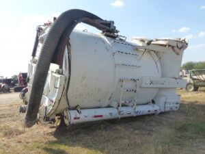 LOT 6338 TRINADO TRUCK MOUNT VACUUM PUMP 