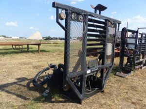 LOT 6340 HEADACHE RACK WITH HYDRAULIC DRIVEN TRASH PUMP 
